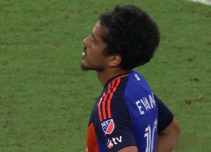 0-3！迈阿密58天联赛首败38岁梅西哑火：11天连踢4场太疲惫