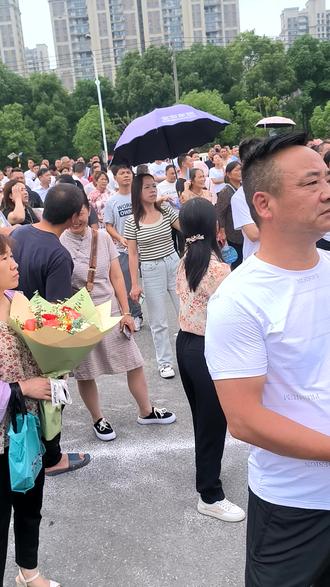 东部精彩决赛即将打响，球迷翘首期盼